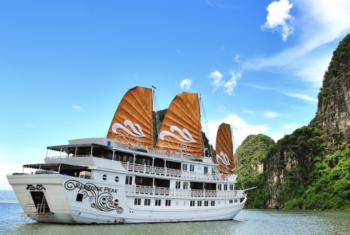 Paradise Luxury Cruises 3 Days 2 Nights Paradise Luxury Cruises 3 Days 2 Nights